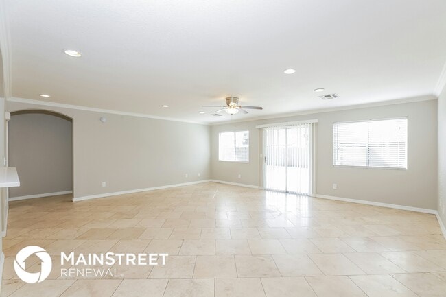 Photo - 4614 N 86th Dr