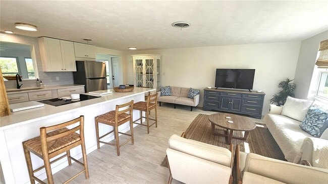 Photo - 1210 Maryknoll Rd