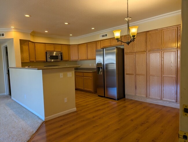 Tons of storage in kitchen - 2631 E 15th St Unit 302