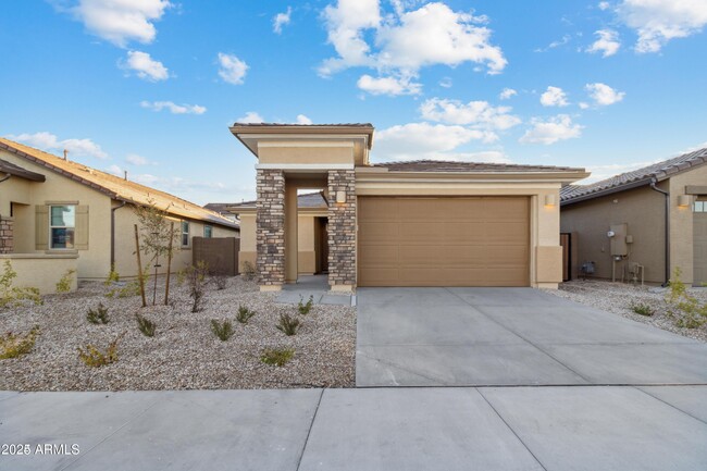 Photo - 5831 N 89th Dr Casa