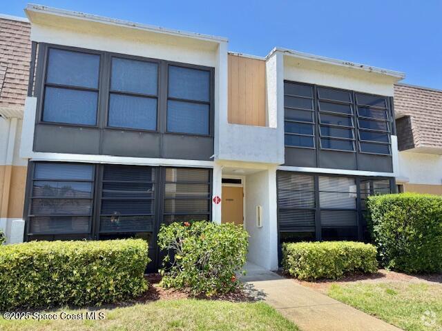 Building Photo - 2700 N Hwy A1A Unit 11-106 Rental