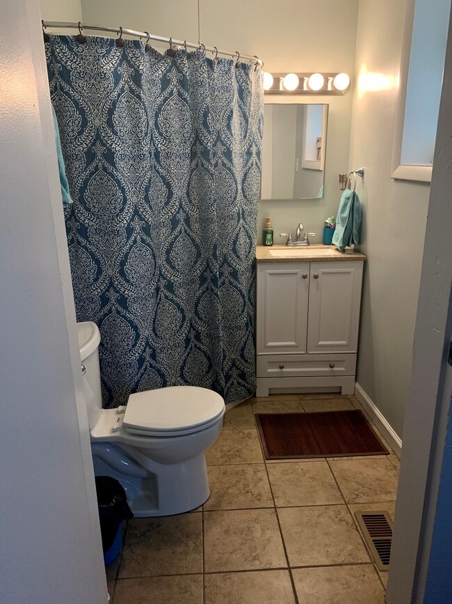 Photo - 141 William St Unit 1R