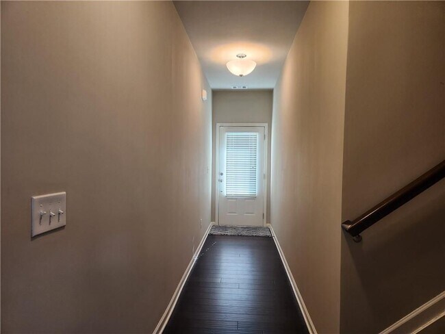 Photo - 3090 Cedar Glade Ln NE