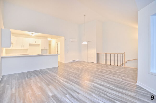 Photo - 1611 Av. de la Gare