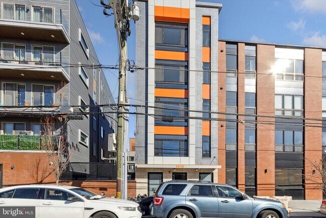 Building Photo - 1615 Poplar St Unit 3