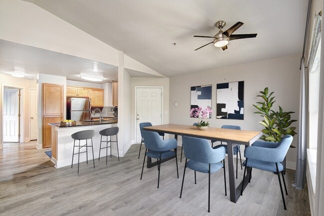 Photo - Bradley Park Apartments