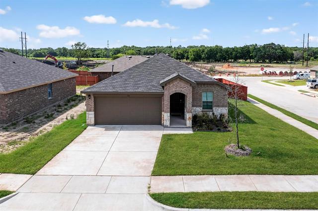 Photo - 406 Regiment Rd