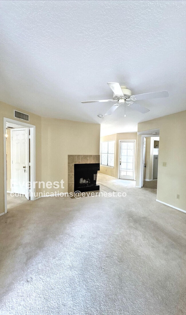 Photo - 6655 N Canyon Crest Dr Unit 4122