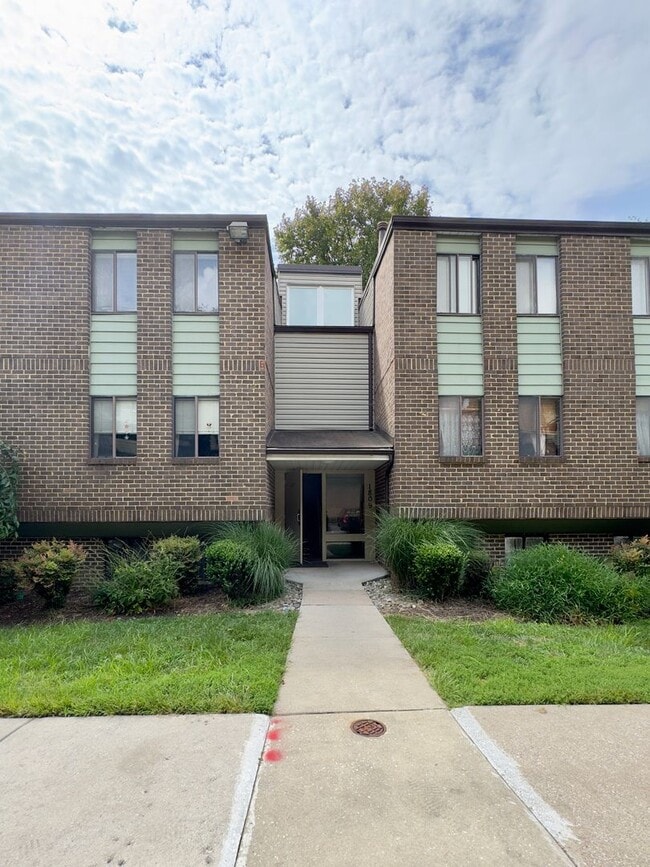 Spacious 1br Condo - Mt Washington! - Spacious 1br Condo - Mt Washington!