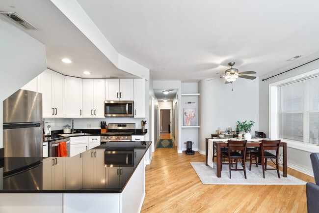 Photo - 3103 N Oakley Ave Unit ID1359765P