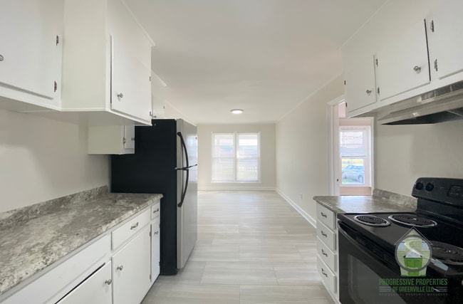 Photo - 1409 W Parker Rd