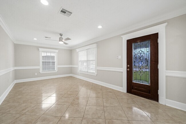 Photo - 7647 Greendowns St