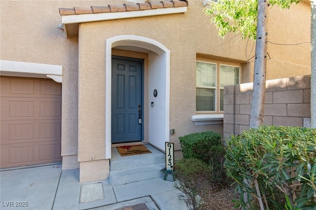 Photo - 9123 Mount Wilson St