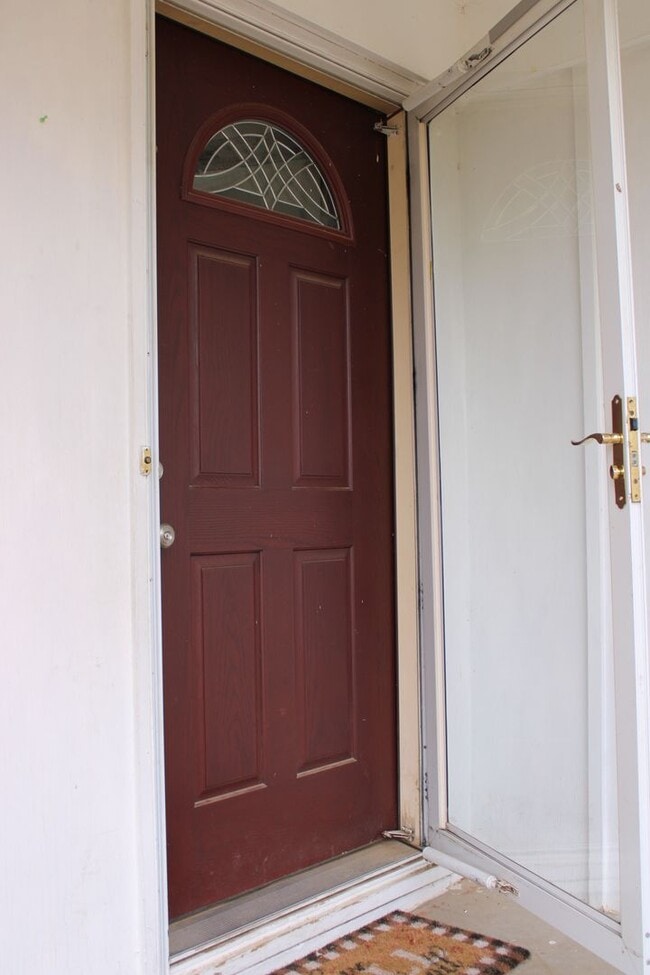 Photo - Located in Avondale 3bedrooms 2bathrooms 1 car garage