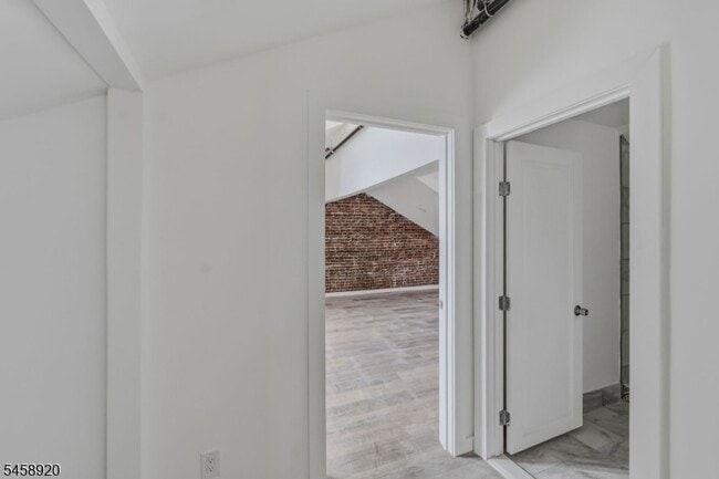 275 Main St Unit 6
