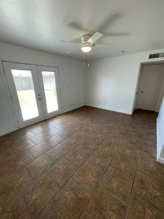 Photo - 3021 N 22nd St Unidad 02