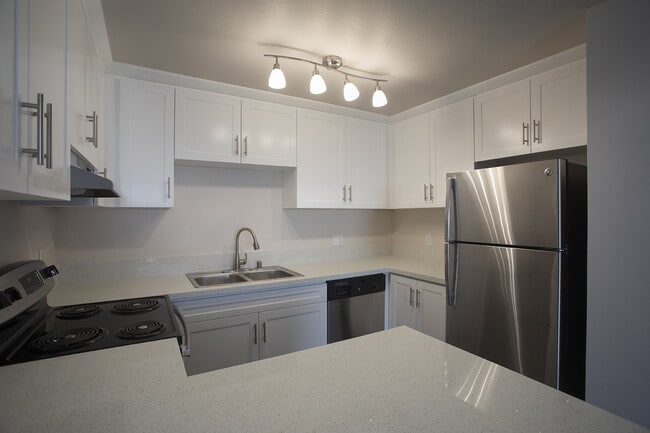 Photo - Bridgeview Apartments