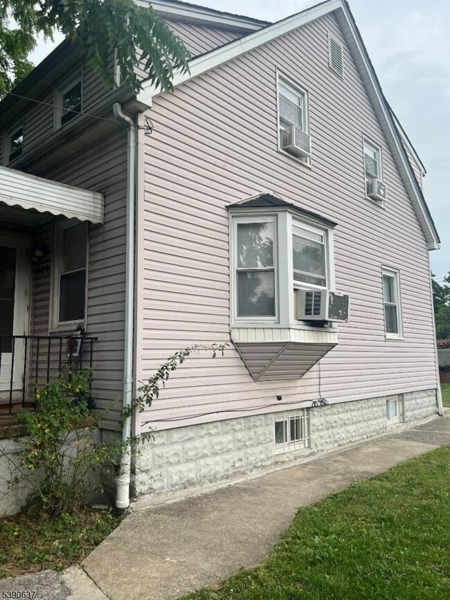 Photo - 631 Worth Ave