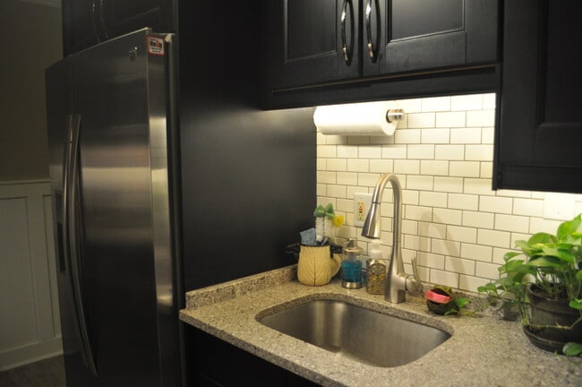 Photo - 107 S Iris St