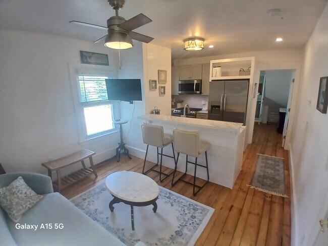 Photo - 119 Water St Unit Suite 4