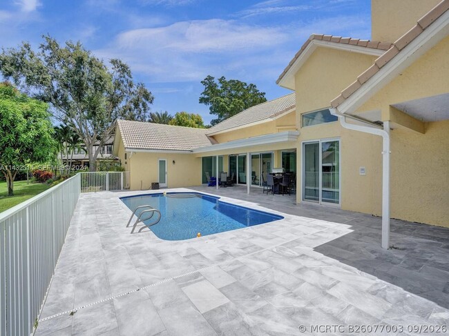4495 Woodfield Blvd