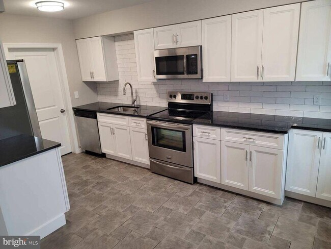 Photo - 22 Mimosa Ct