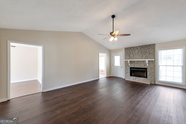 Photo - 3123 Calumet Pl NW