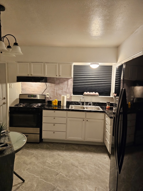 Photo - 4011 Happy Canyon Dr