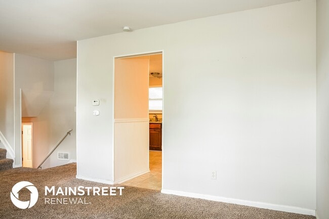 Building Photo - 2775 Fleet Rd Rental
