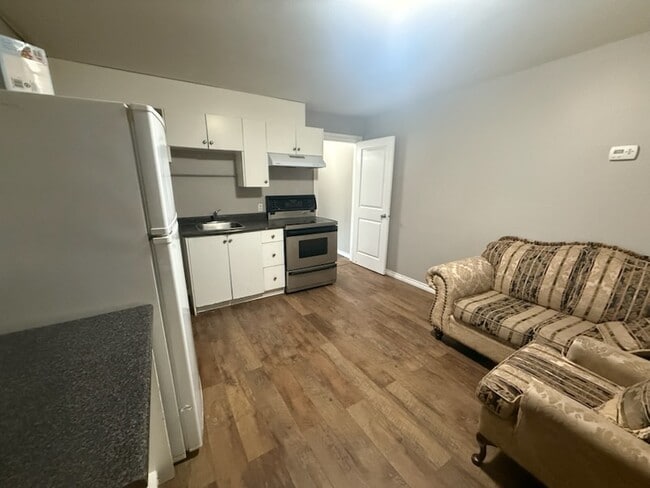 Photo - 8009 Melburn Dr