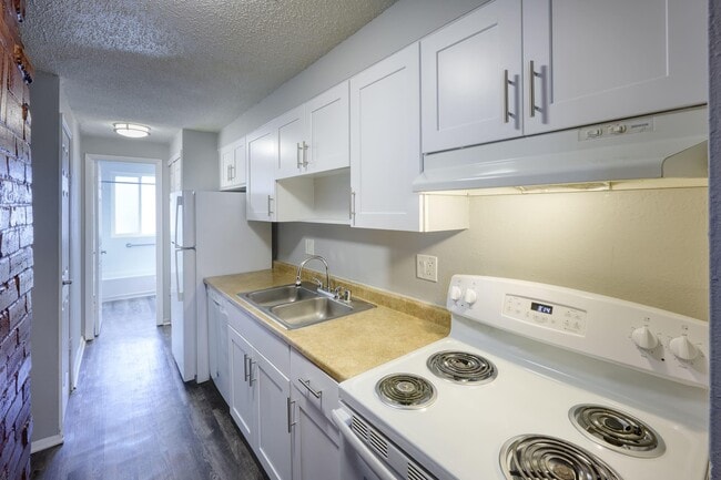 Photo - Abrigo Apartments