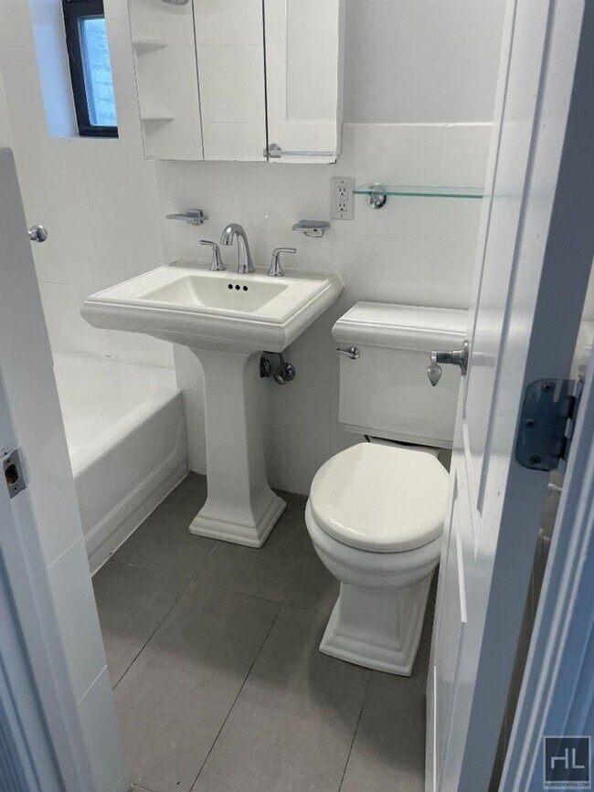 Photo - East 13th Street Unit 6E