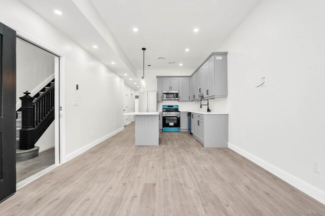 Photo - 1308 Rogers Ave