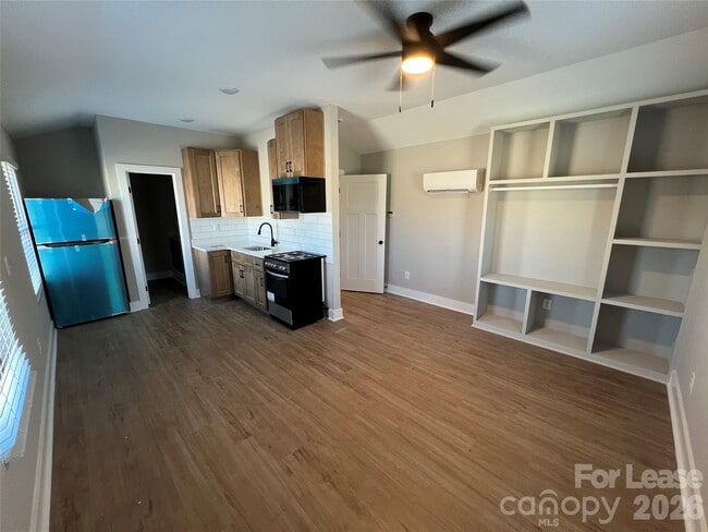 Photo - 414 N 4th St