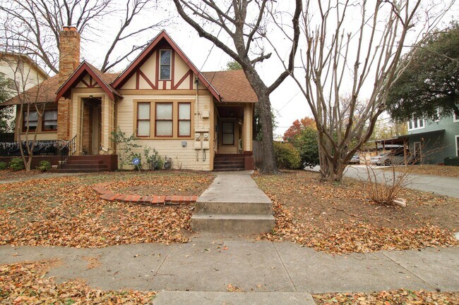 Photo - 438 W Rosewood Ave