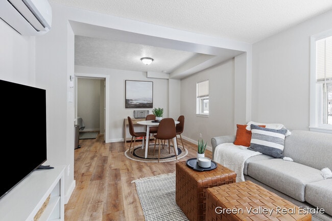 Photo - 1543 Beidler St Unit 2