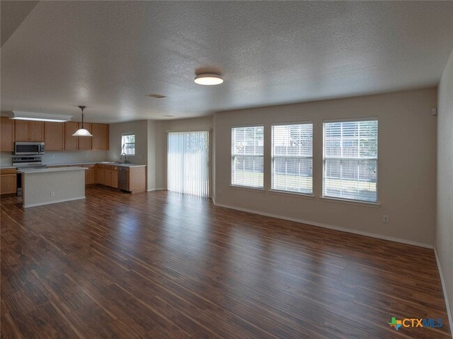 Photo - 424 Copper Hill Dr