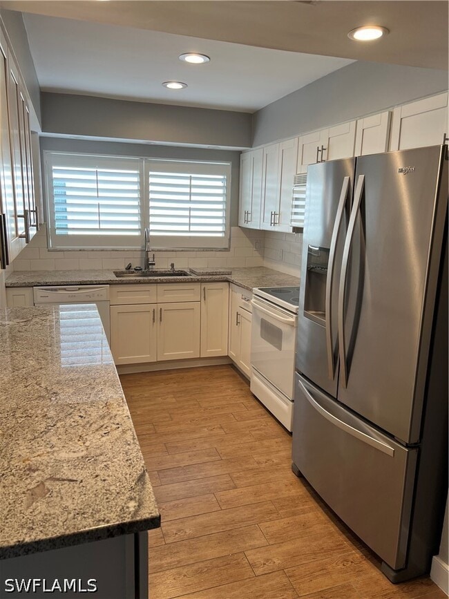 Photo - 632 98th Ave N