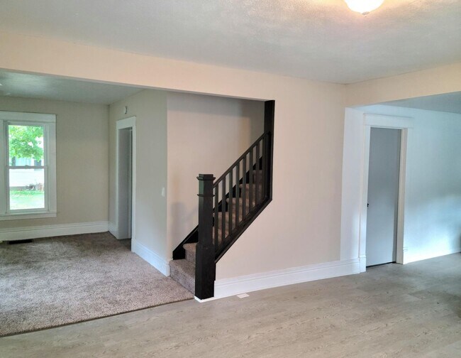 Photo - 56 Cutter Ave