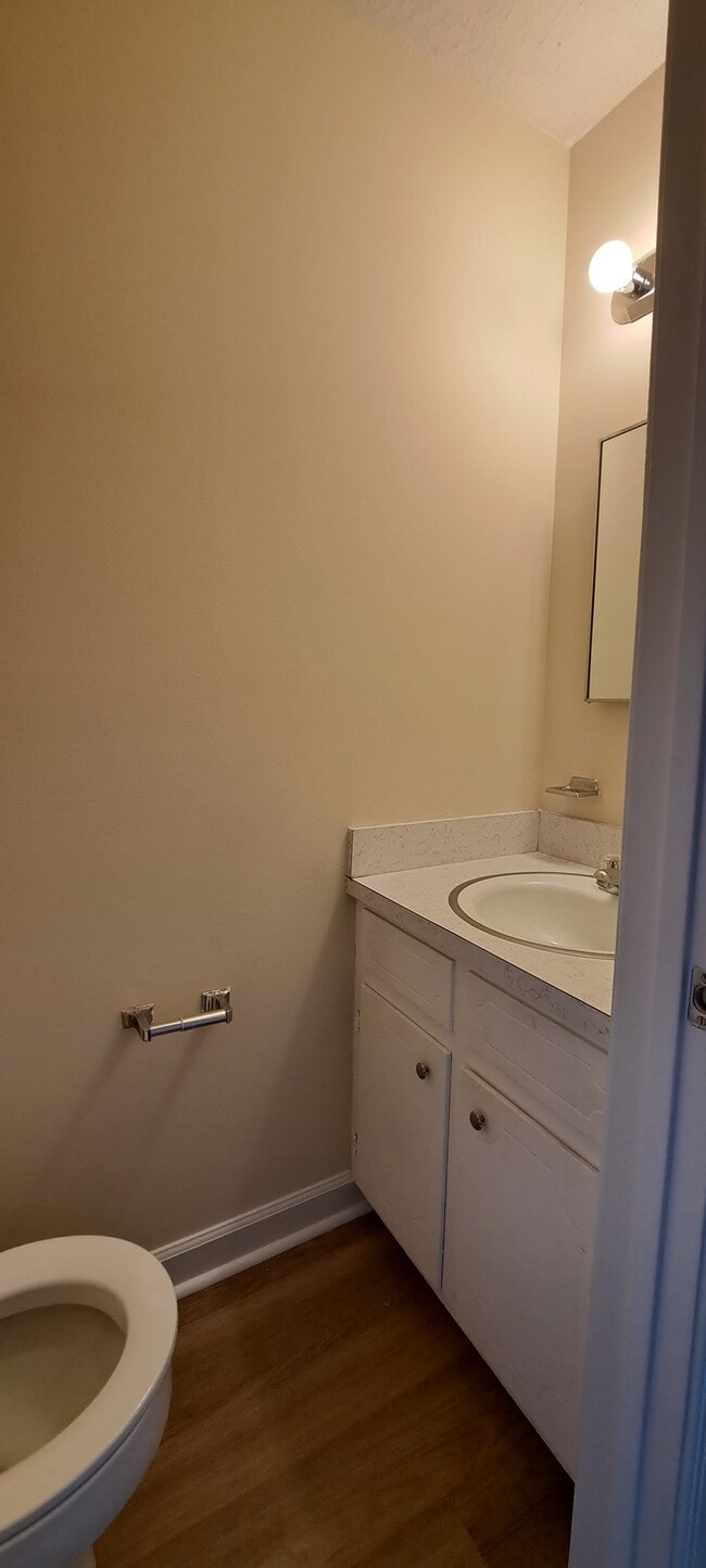 Photo - 2819 McLain St