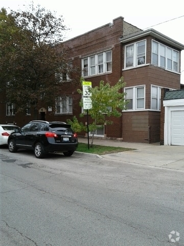 Building Photo - 3921 N Linder Ave Unit 1 Rental
