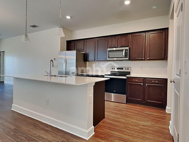 Photo - 1020 Island Pond Dr