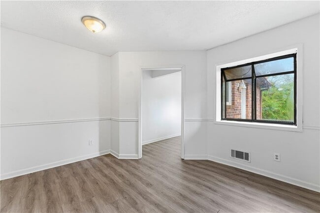 Photo - 2130 Fieldstone View Ct SE