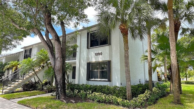 Building Photo - 1290 S Military Trail Unit 416