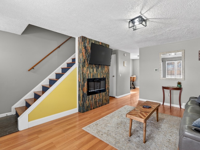 Photo - 1082h Mt Hope Ave