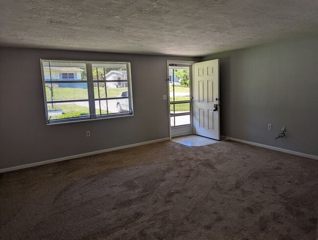Photo - Wonderful 2/1 Home with Fenced Yard in Beverly Hills