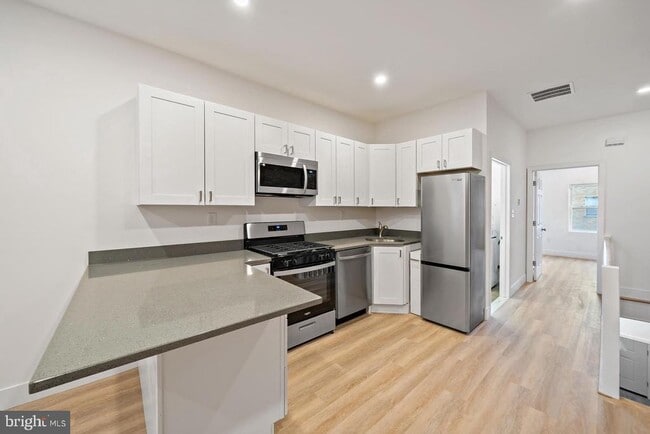 Photo - 2024 S 17th St Unidad 2