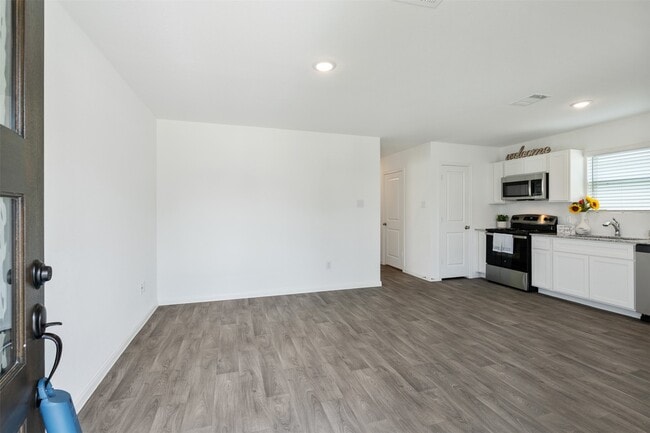 Photo - 16462 Valerie Marie Pl