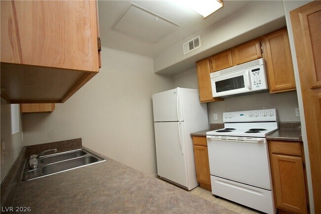 Photo - 45 Maleena Mesa St Unit 621