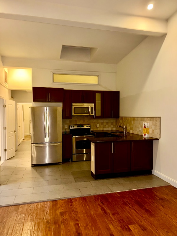 Photo - 1614 17th St SE Apartment Unit 2